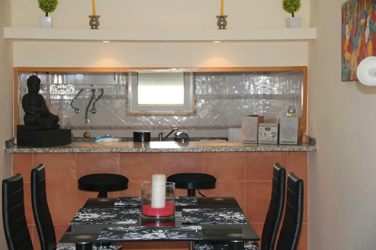 Rua Coronel Cardeira Da Silva Apartamento Lagos